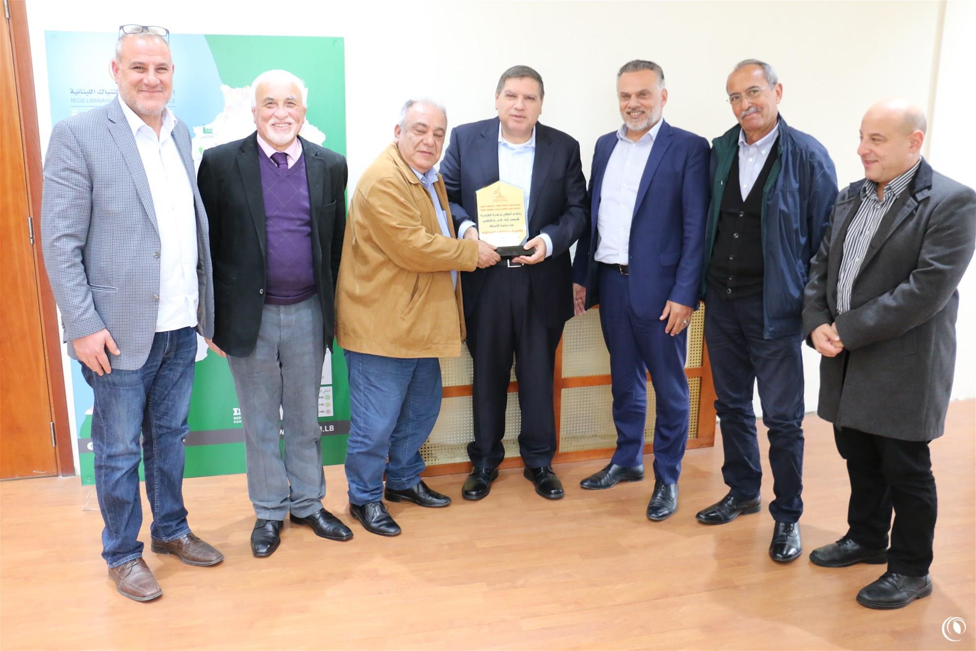 Al-Bazouriye Municipality Receives Financial Grant from Regie to construct Social Hall