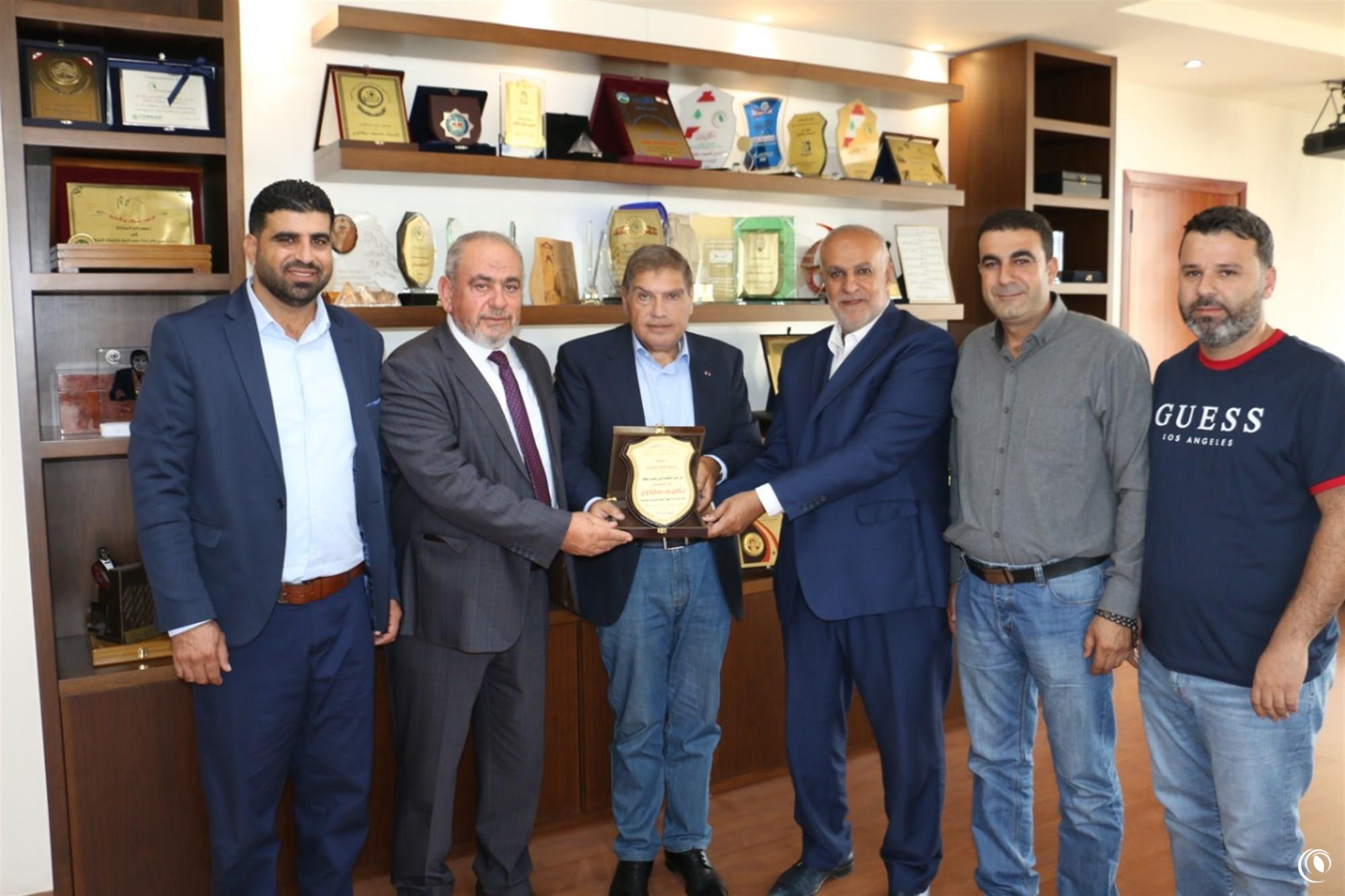 Seklaoui received a shield from a delegation from Akkar in appreciation of his participation and initiative to provide funding to drilling artesian well in Bibnin